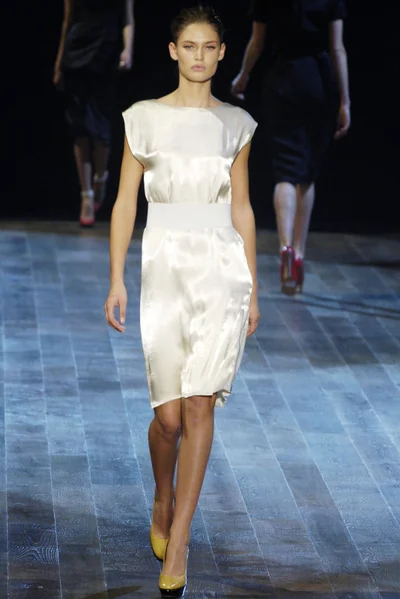 Look 4